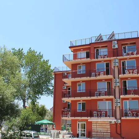 Sapphire Hotel *