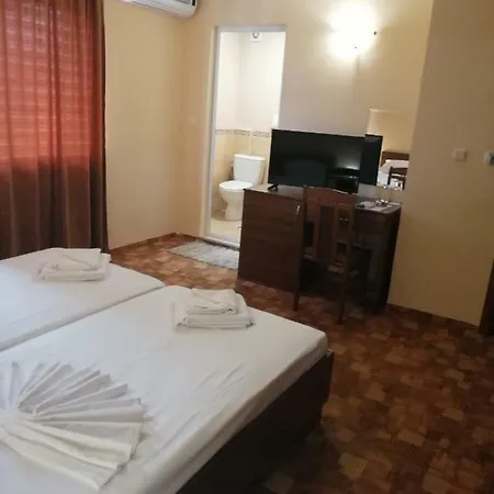 Hotel Sapphire