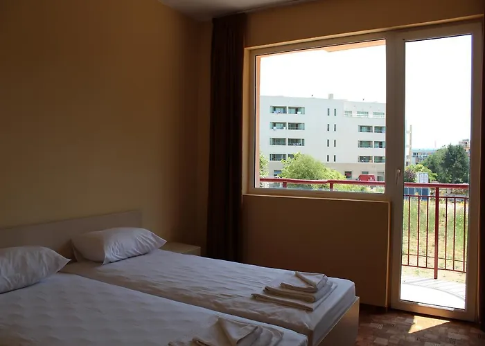 Sapphire מלון פרימורסקו